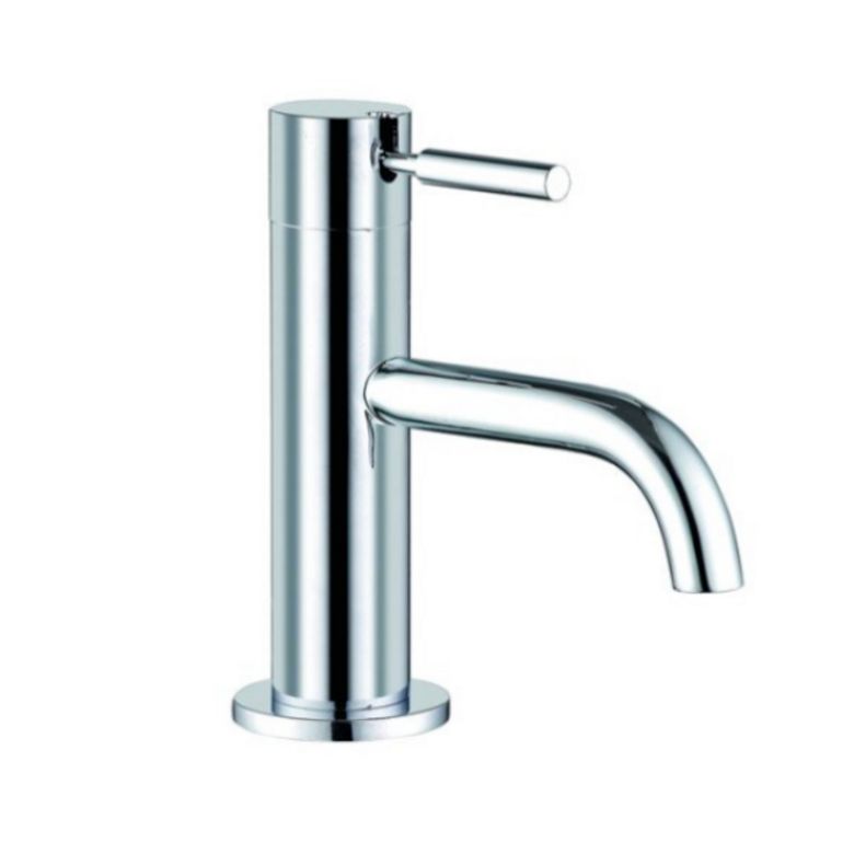 En plus d'être économique, ce robinet Courbe s'adapte à tous les lave-mains. - Chrome- Robinet lave-mains eau froide- Fourni sans vidage