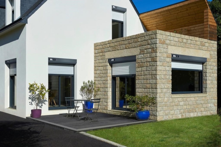 Bloc volet roulant integre maison 1024x682