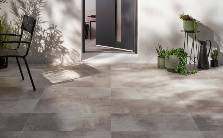 Carrelage extérieur d'une terrasse