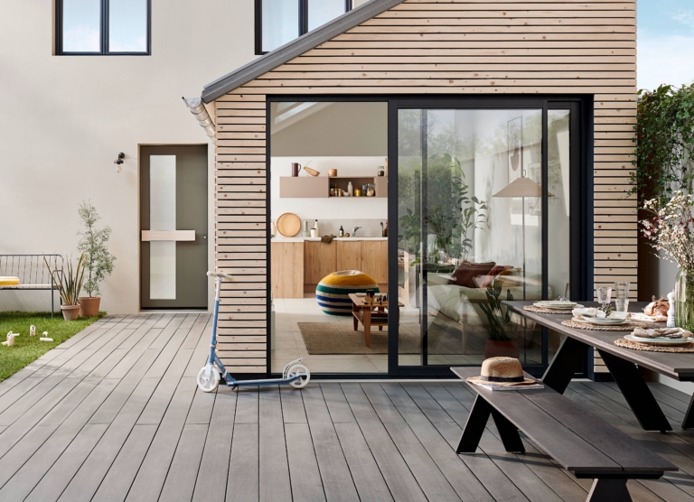 Garage avec baie coulissante