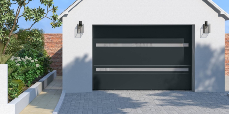 Poser une porte de garage sectionnelle : étapes et points de vigilance